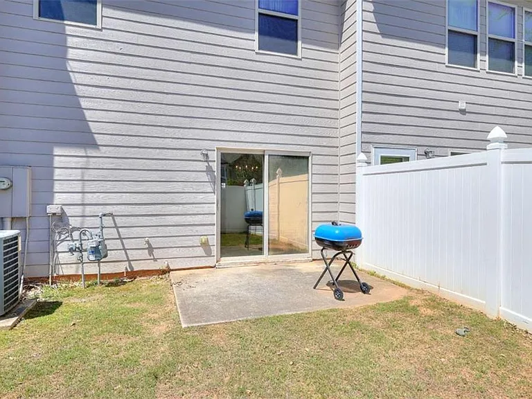 2658 Avanti Way — Photo 25