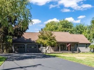 515 Manitou Rd, Hilton, NY 14468