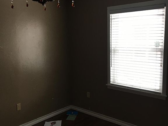 4th image of 1301 Bellaire St