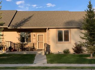 5829 Sycamore Rd, Cheyenne, WY 82009
