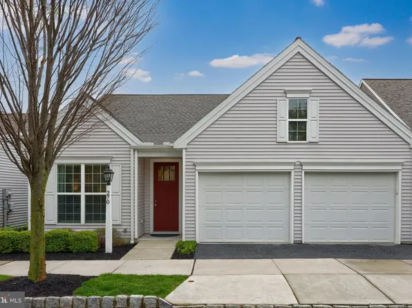 270 Asbury Ln, Strasburg, PA 17579