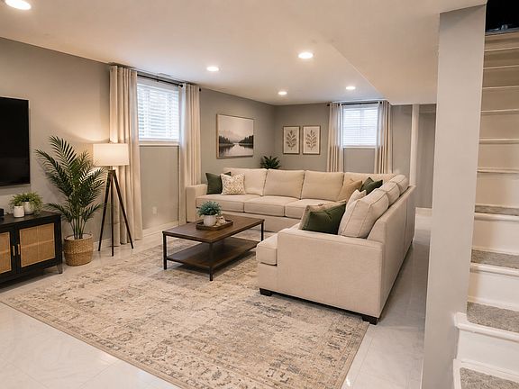 4th image of 208 Silver Springs Cir SW