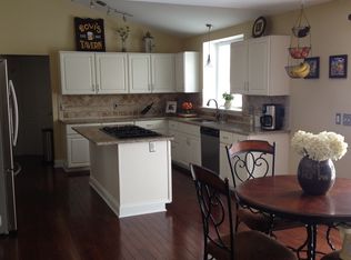 5764 Westchester Farm Dr, Weldon Spring, MO 63304