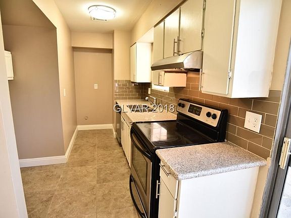 5th image of 3822 Surfrider Ln