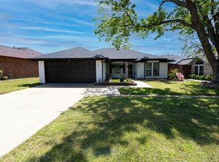 3514 Cliff Oaks Dr, Corinth, TX 76210