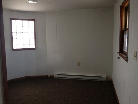 Building Photo 3