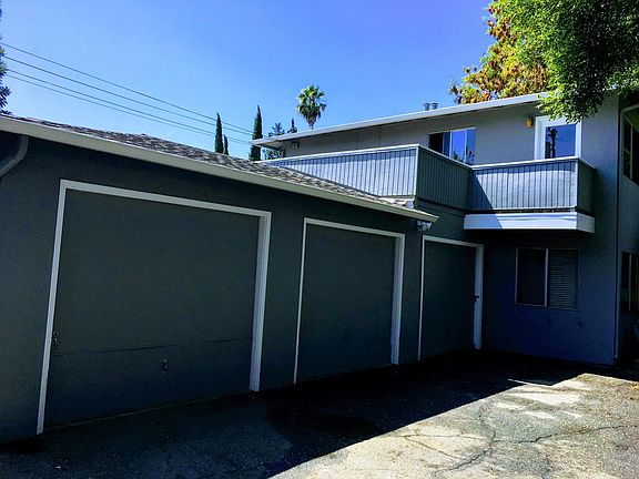 3rd image of 1009 Madera Ave