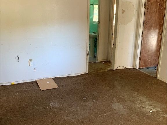 4th image of 6045 Maybank Dr