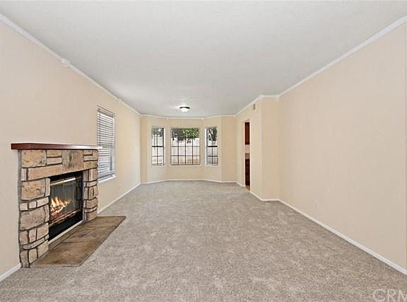 4th image of 4228 Valerie Ln