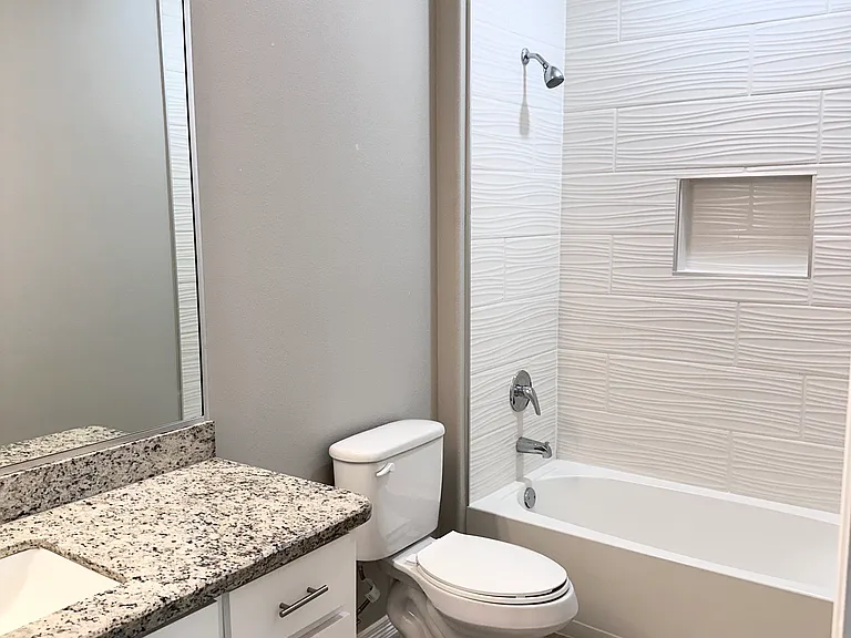 5001 N Dahlia St #3 — Photo 6