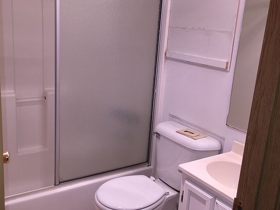 4th image of 5241 18th Ave NE #2