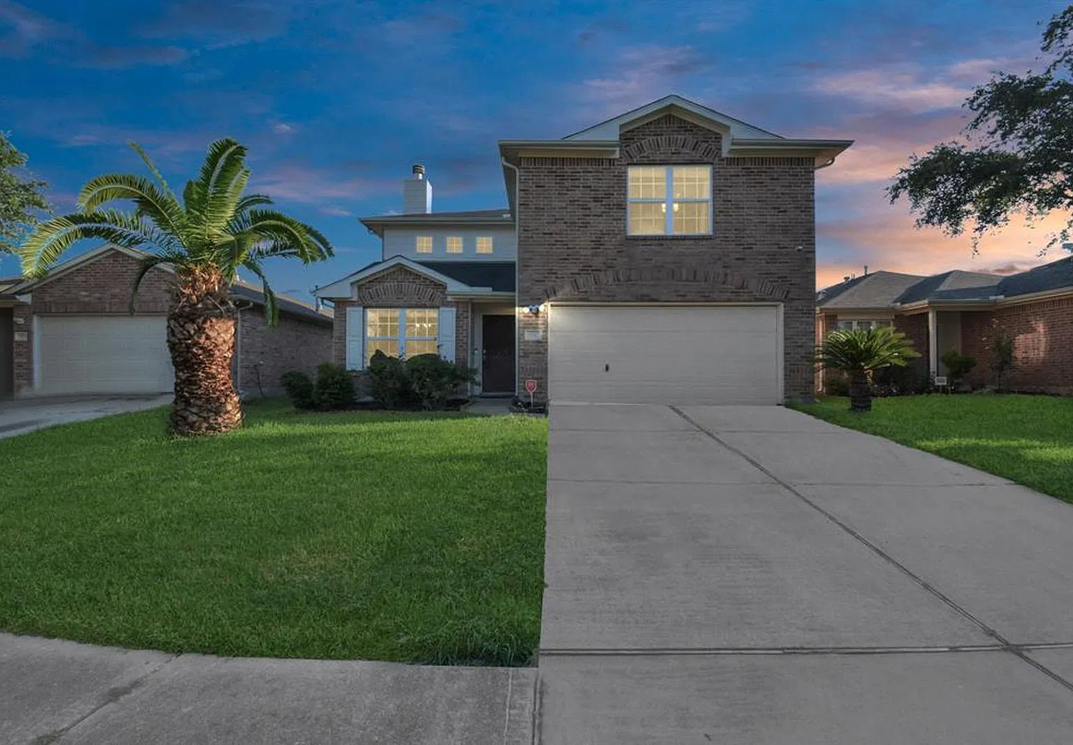 3 bed, 2.5 bath, 1884 sqft, $1,995 — Photo 1