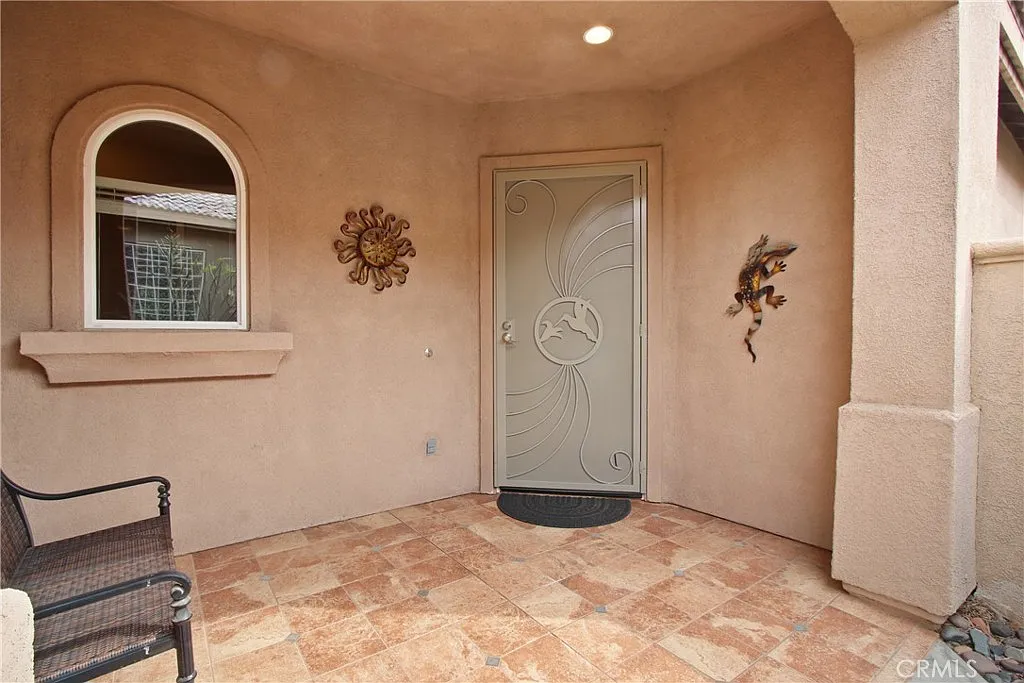2 bed, 1777 sqft, $3,400 — Photo 2