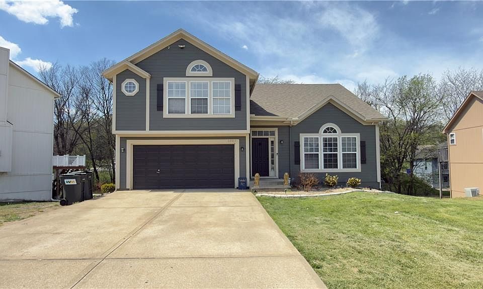 1st image of 14912 Pine View Dr