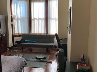 4428 Chestnut St #2R, Philadelphia, PA 19104