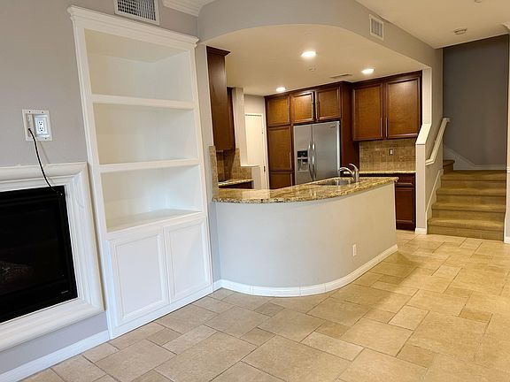 3rd image of 53 Brownstone Way