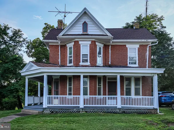 1260 Center Mills Rd, Aspers, PA 17304