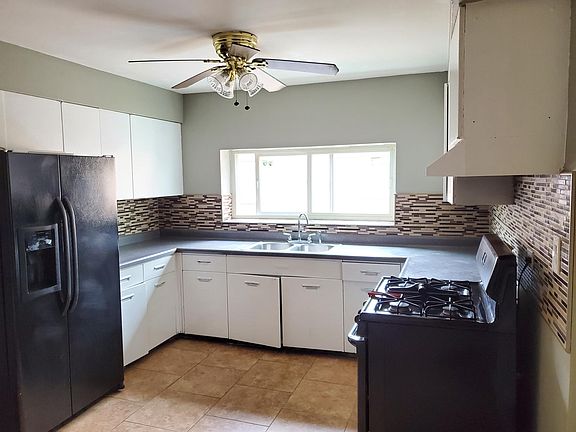 3rd image of 838 S 19th Ave #3A