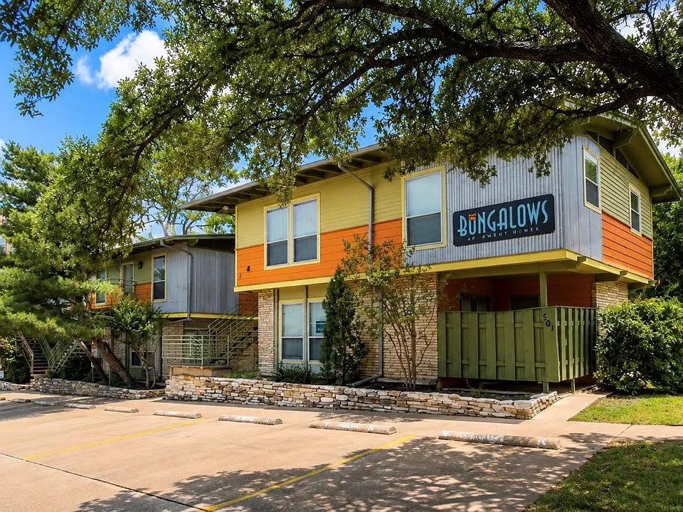 2703 Swisher St #100A