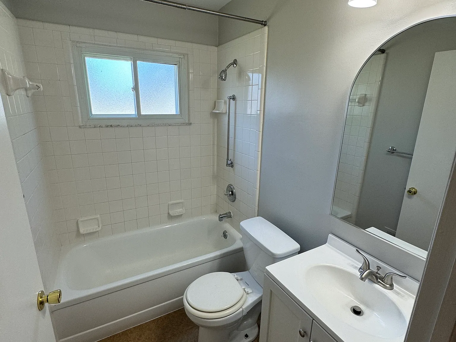 2522 Brentford Ct — Photo 4