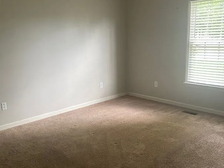 105 Labonte Dr — Photo 12