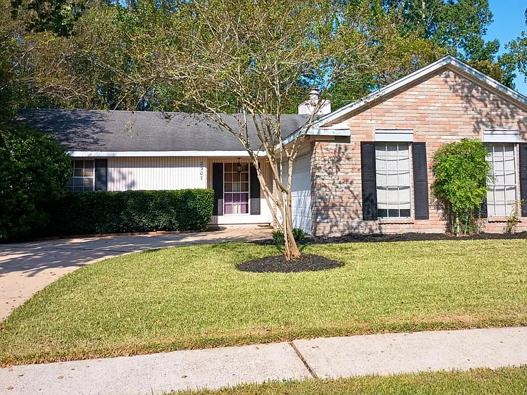 2307 Colleen Dr — Photo 14
