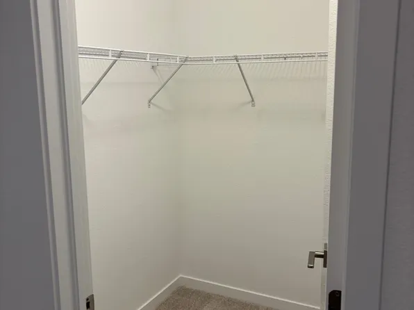 2802 S Flat Cir, Longmont, CO 80503