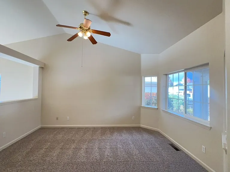 1325 Chichester Dr — Photo 7