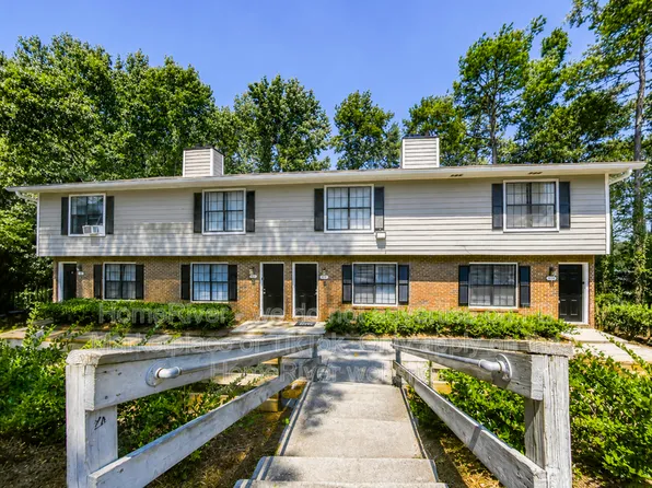 3119 Destin Cir, Snellville, GA 30078