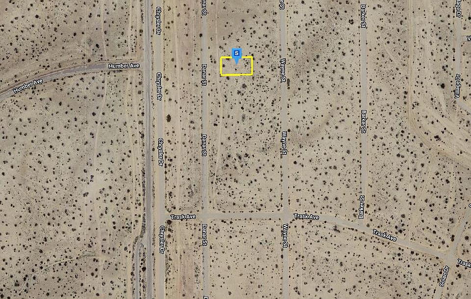 2nd image of 20 Mule Team Rd