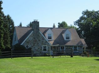909 Newcomen Rd, Chester Springs, PA 19425