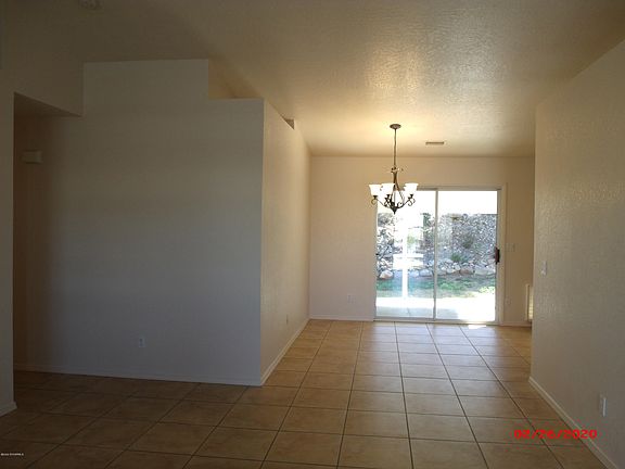 4th image of 959 E Buena Vista Dr
