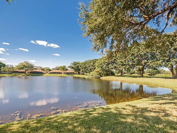 18537_Cherborg_Drive_MLS_HID1128363_ROOM