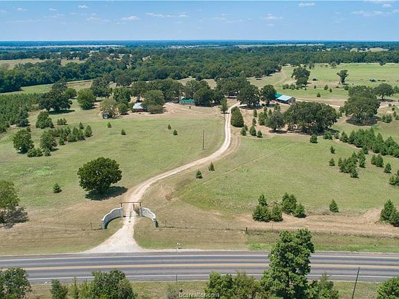 3rd image of 15474 State Highway 21 W