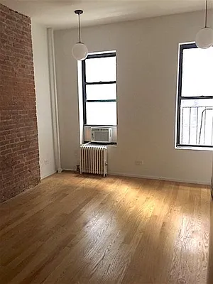 Rented by New Holland Residences | media 17