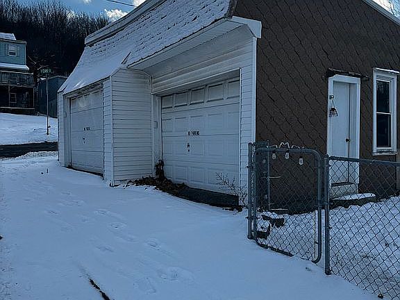 4th image of 239 A St