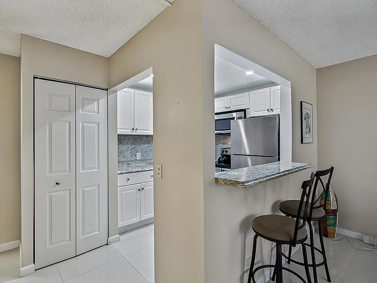 96 Fanshaw Way #C — Photo 6