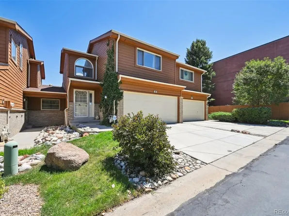 10 Wright Court, Lakewood, CO 80228