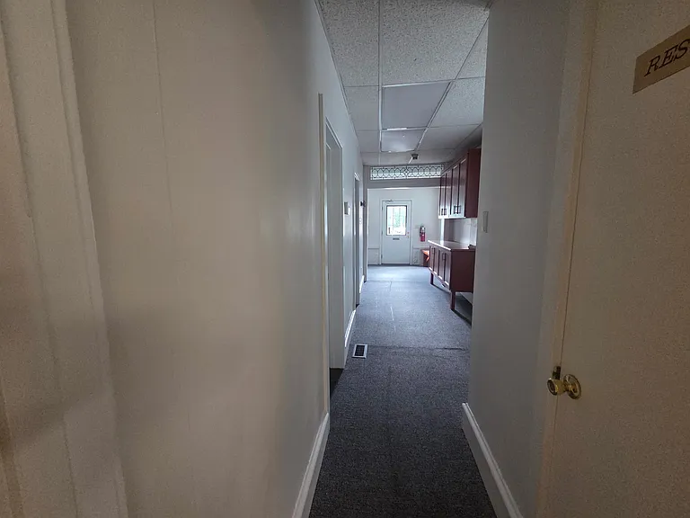 801 N Charlotte St #1 — Photo 2