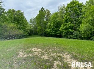 140 Kickapoo Dr, Danvers, IL 61732