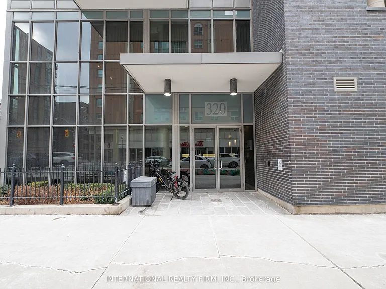 320 Richmond St E #208 — Photo 1