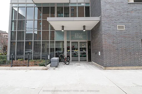 320 Richmond St E #208 Photo 1