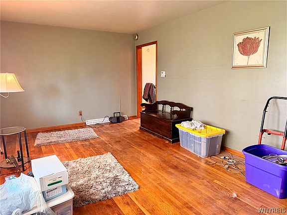 3rd image of 10204 Allegany Rd