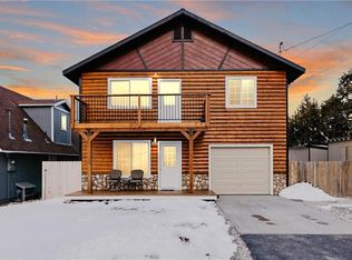 862 Pine Ln, Big Bear City, CA 92314
