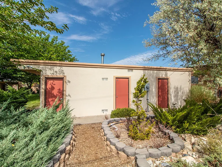 2704 N Dustin Ave — Photo 38