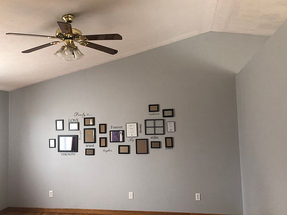 4th image of 111 Pineview Dr