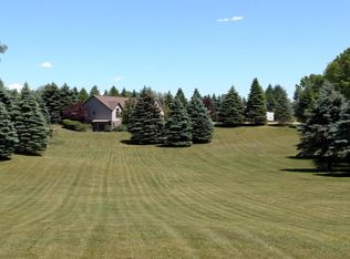 8720 Vestal Dr, Saranac, MI 48881