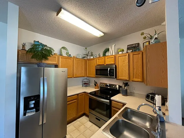 2 bed, 1.5 bath, 1525 sqft, $2,000 — Photo 4