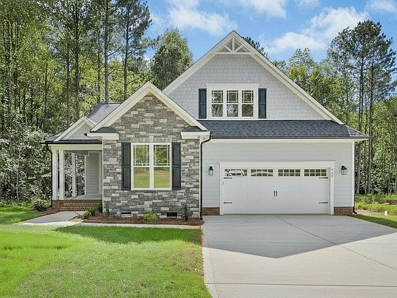 2nd image of 925 Lynch Rd