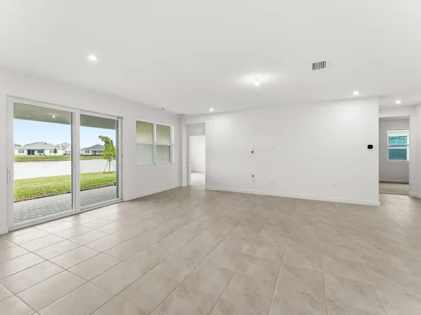 10881 SW Orana Drive, Port St Lucie, FL 34987